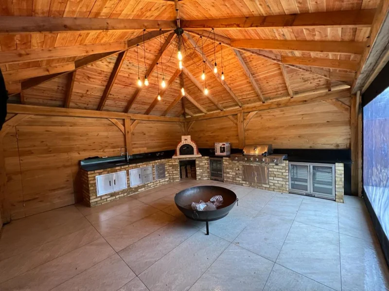 Garden room built by CJ Smiths in st albans